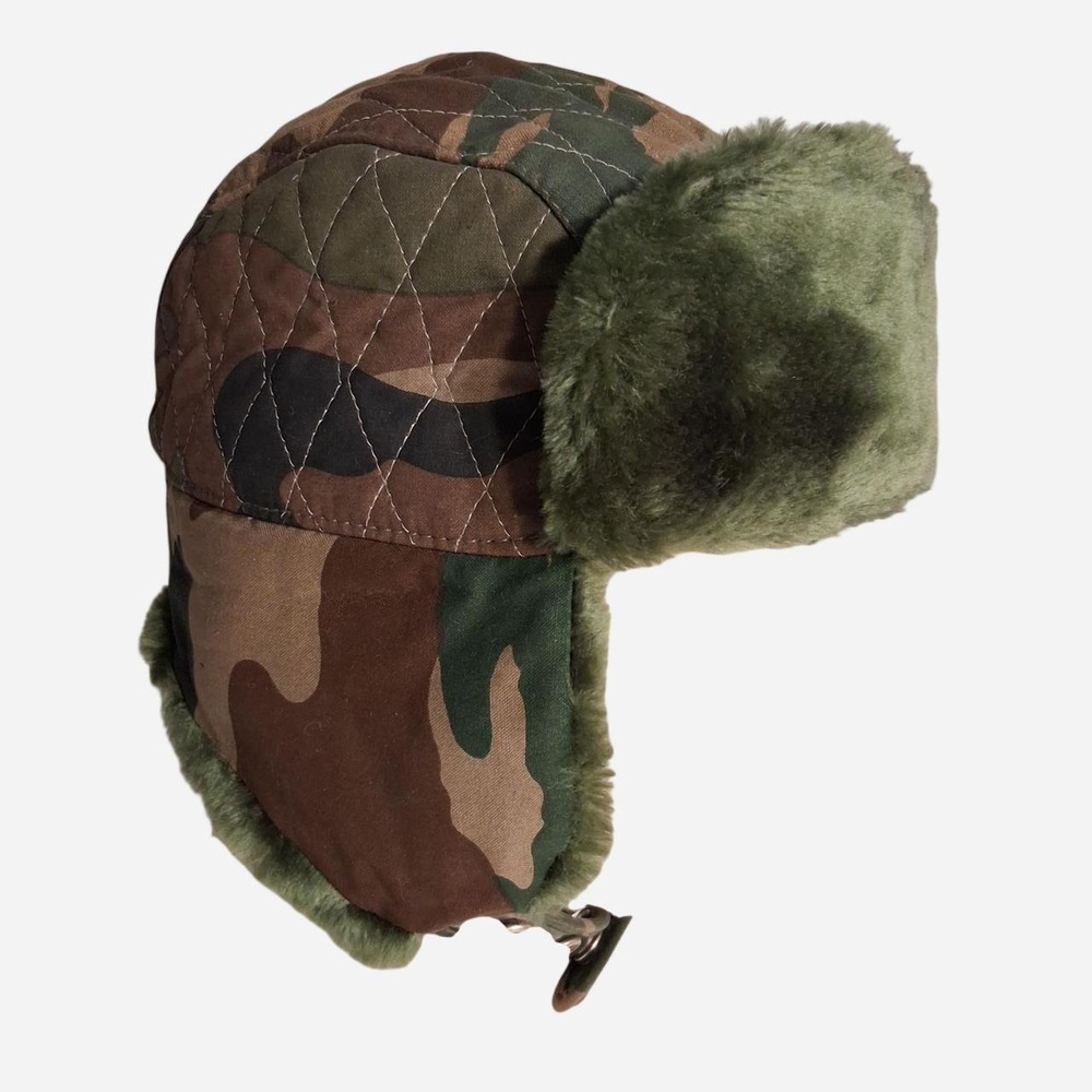 Mens Vintage camo trapper hat green faux fur ear flaps and adjustable chin strap